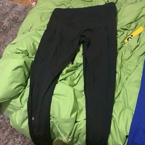 Size 8 pockets w full length lululemon leggings